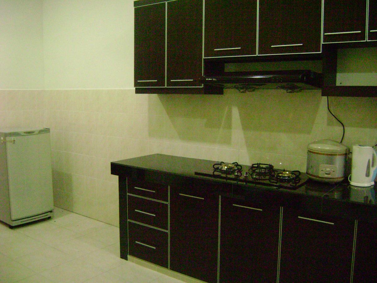 Homestay Amsyarah Seri Iskandar Εξωτερικό φωτογραφία