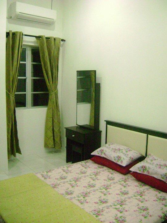 Homestay Amsyarah Seri Iskandar Εξωτερικό φωτογραφία